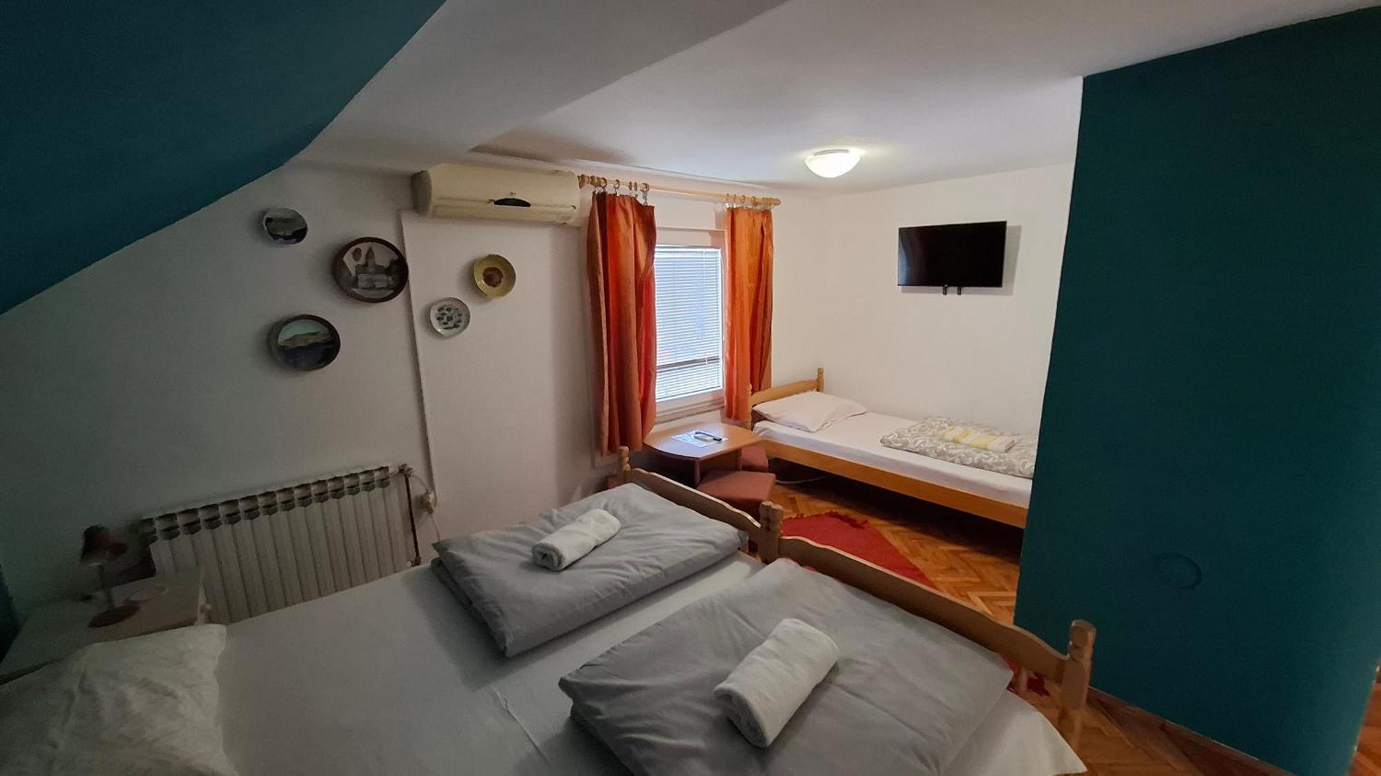 Aventurin Rooms Slunj Quarto foto